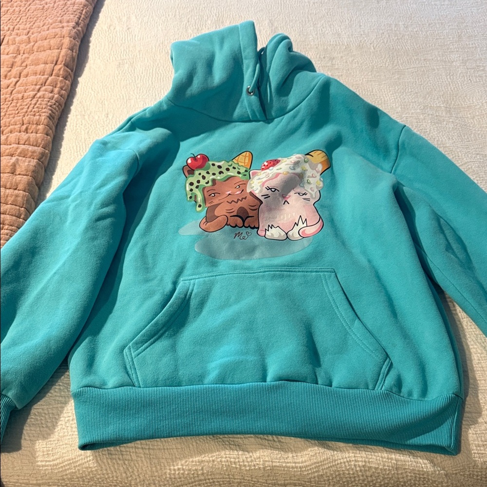 Moriah Elizabeth sweatshirt ——like new